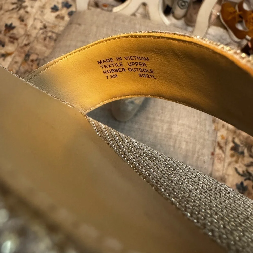 Michael Kors Serena Espadrilles Wedge Size 7.5M